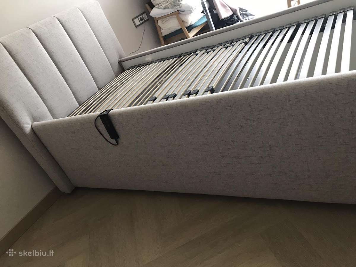 Parduodu funkcinę lovą 800€ kaina derinama