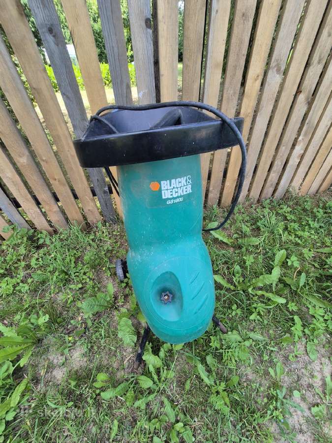 Šakų mulčiavimo apatatas