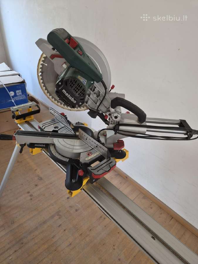 Staklės Metabo Kgs 305 m, stovas dewalt de 7023