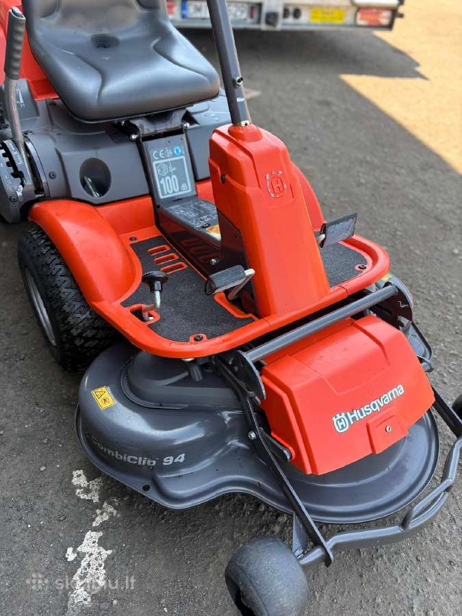 Parduodu Kubota F3680 sodo traktoriuka - nuotraukos Nr. 8