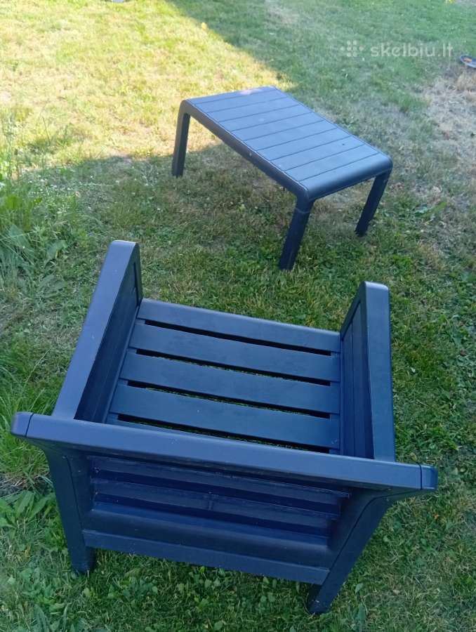 Lauko baldai