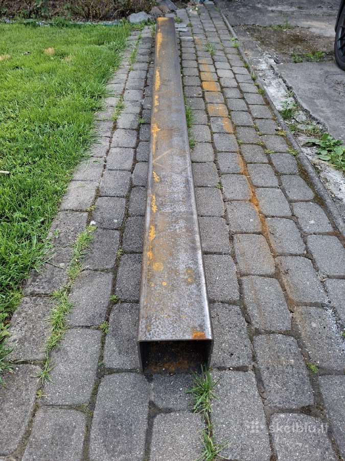 Parduodamas kvadtatinis vamzdis