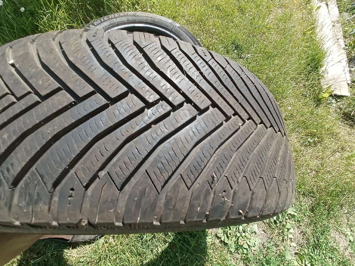 Parduodu Michelin padangas - nuotraukos Nr. 3