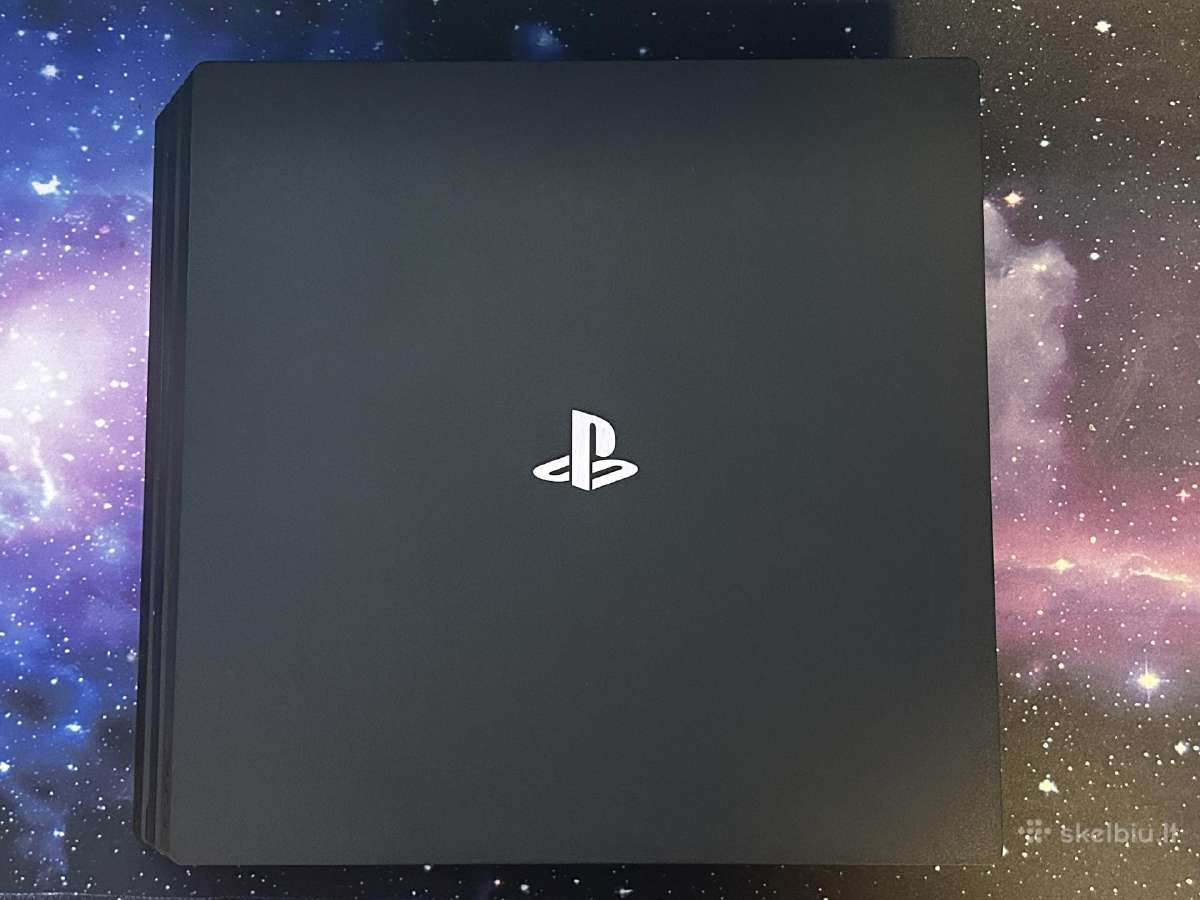 Sony Playstation 4 Pro 1tb (su dviem pulteliais)