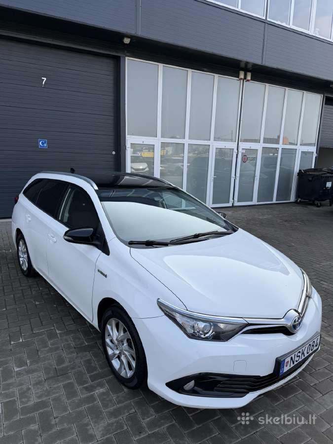 Toyota prius ilgalaikė-išperkamoji nuoma Lt