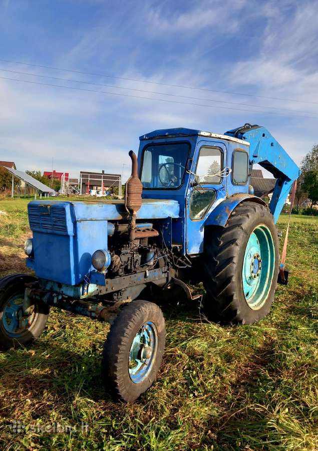 Parduodu traktorių T 40