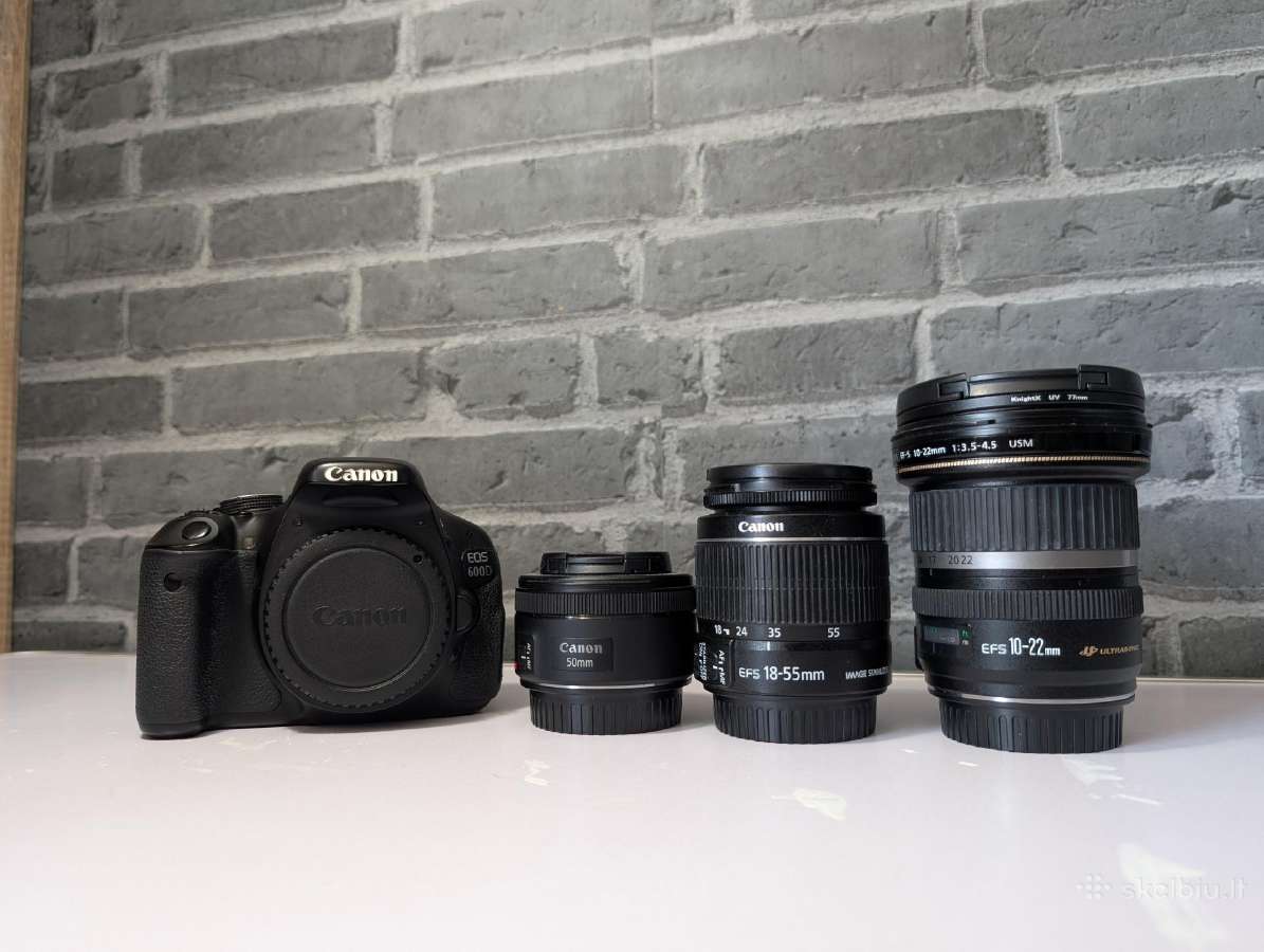 Canon EOS 600d fotoaparatas su priedais