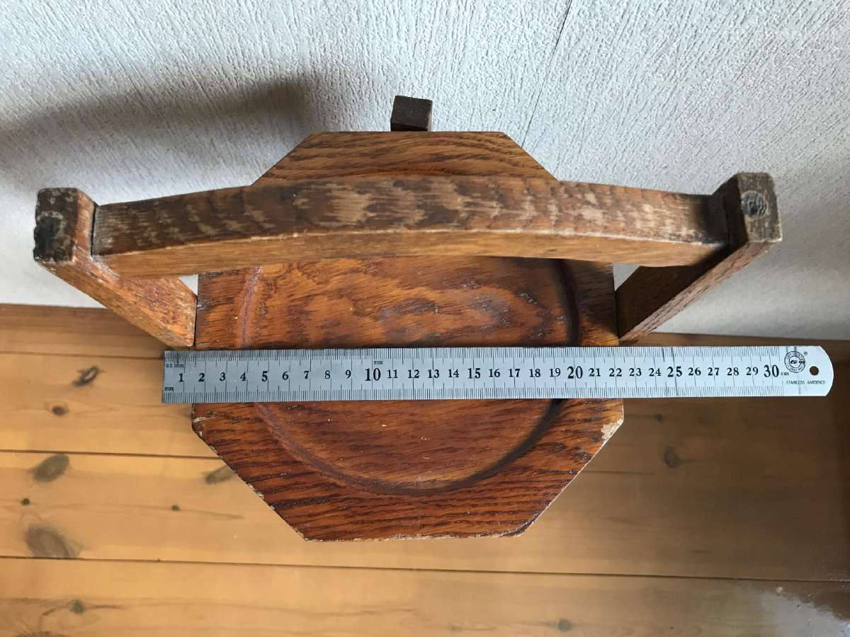 Antikvarinis trigubas stalelis - nuotraukos Nr. 8