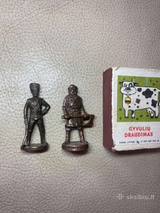Kareiveliai metaliniai 4€ vnt