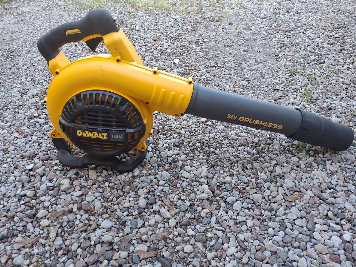 Dewalt lapu pustuvas - nuotraukos Nr. 2