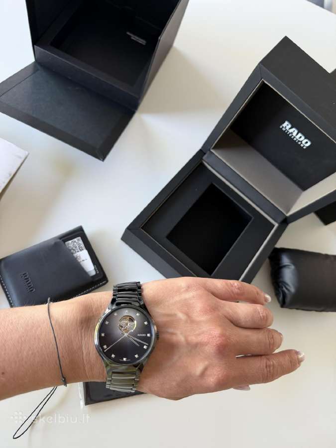 Rado firmos keramikinis su deimantais laikrodis