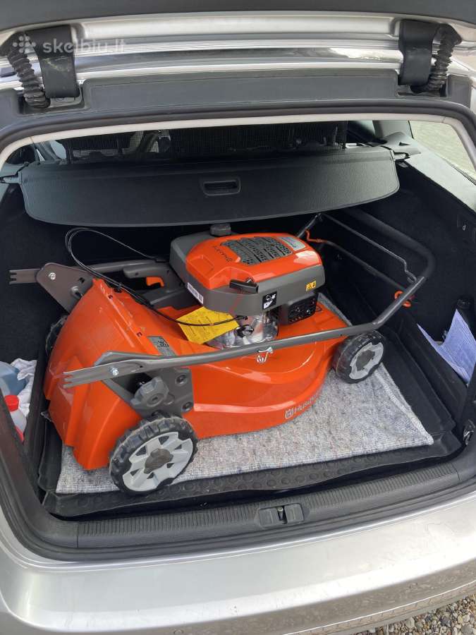 Husqvarna Lc247s pirkta nauja su dokumentais