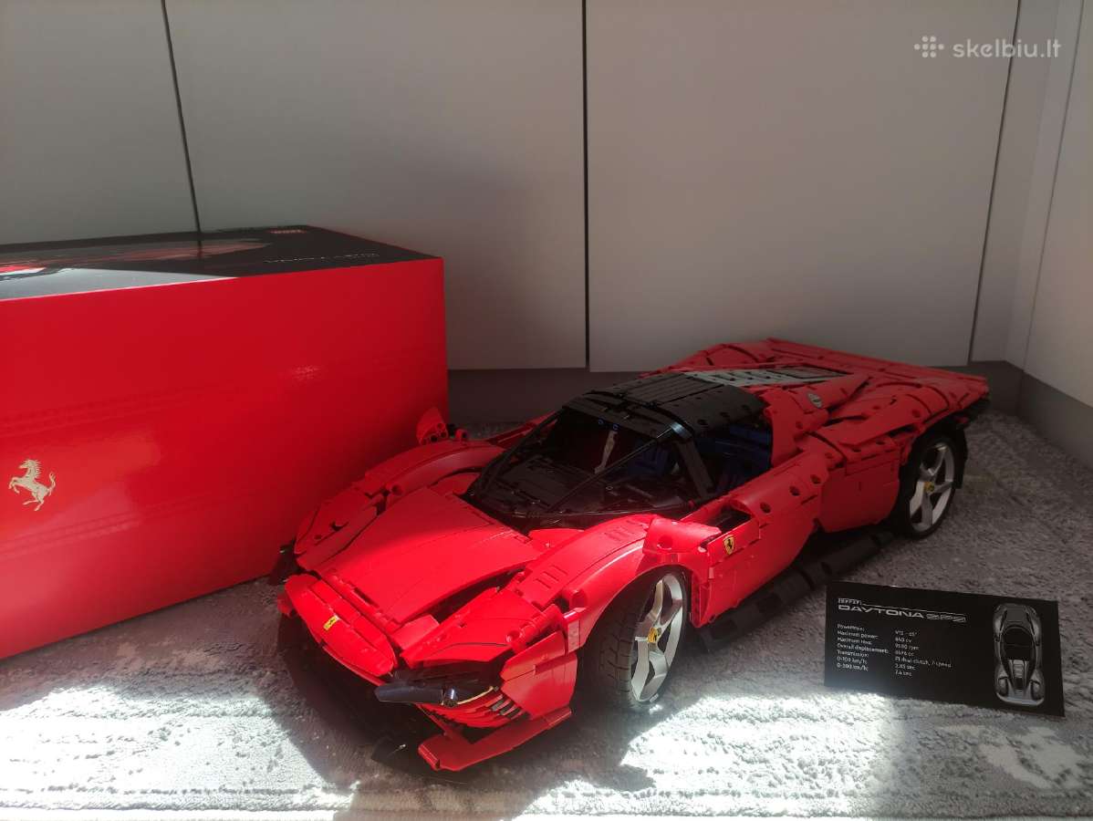 Lego Technic 42143 Ferrari Daytona Sp3