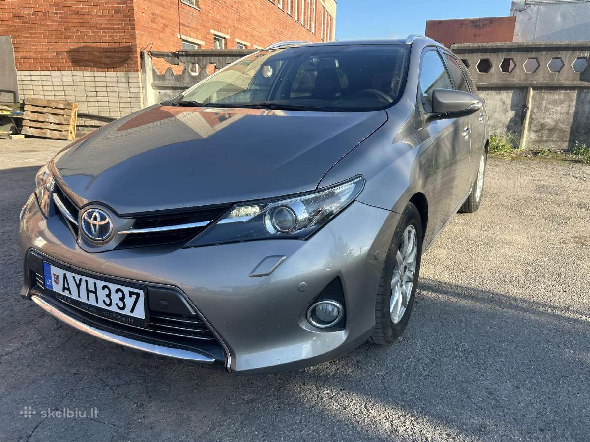 Toyota Prius nuoma Kaunas Bolt pavežėjui, delivery