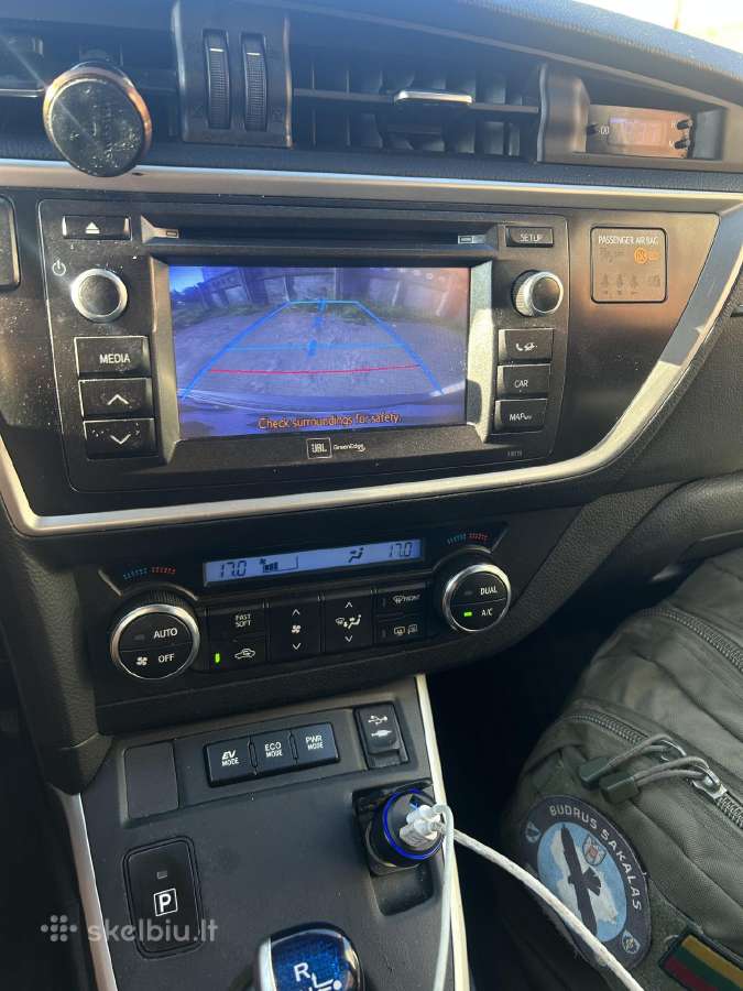 Toyota Prius Auris Kaunas Bolt pavežėjui, delivery - nuotraukos Nr. 11