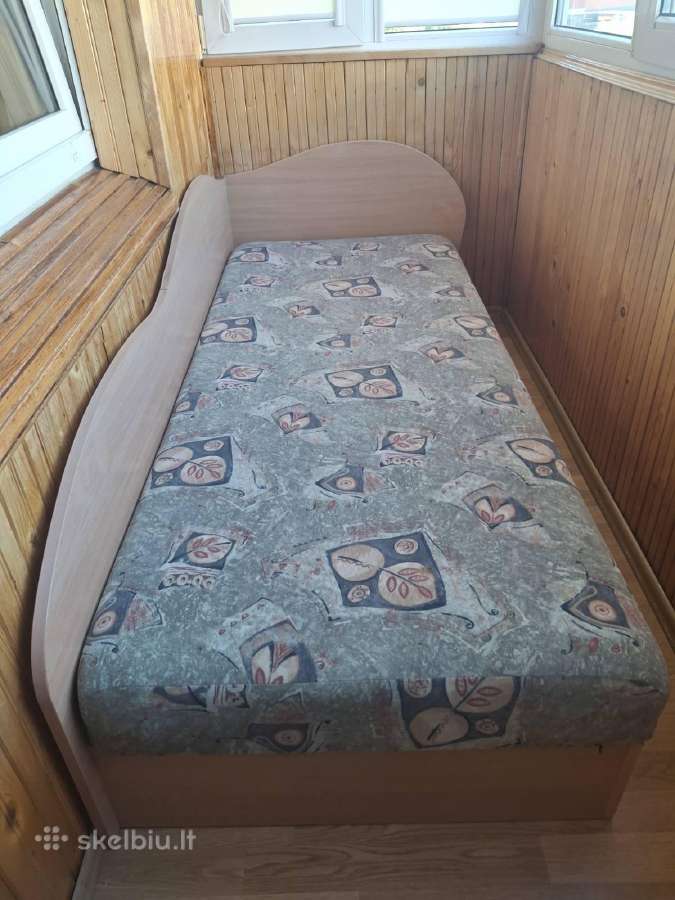 Lova už simbolinę kainą