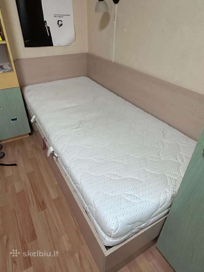 Viengulė lova su čiužiniu