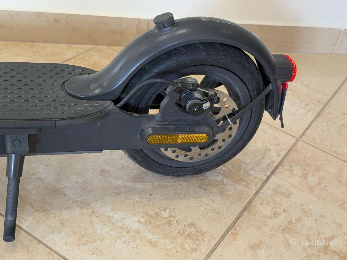 Xiaomi Mi Electric Scooter Pro 2 (Eu versija) - nuotraukos Nr. 2