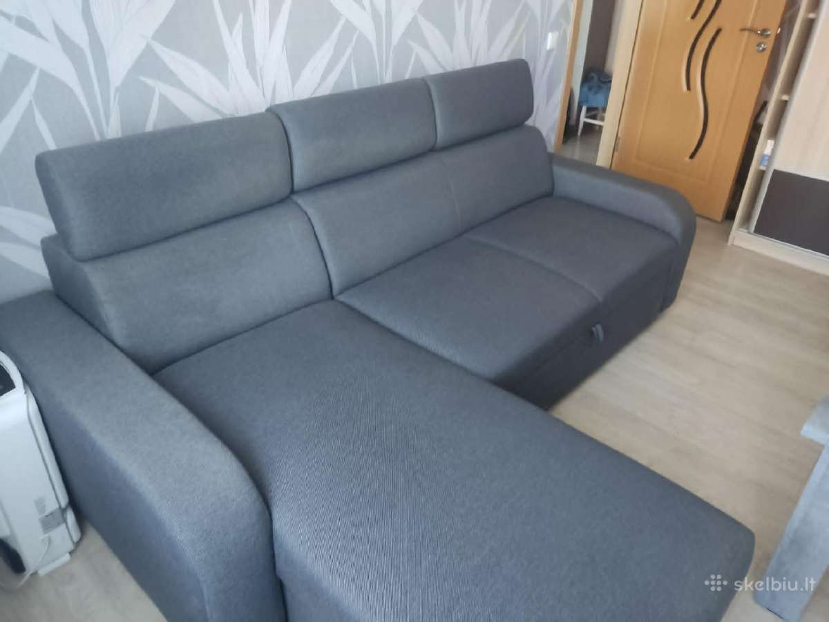 Sofa- Lova