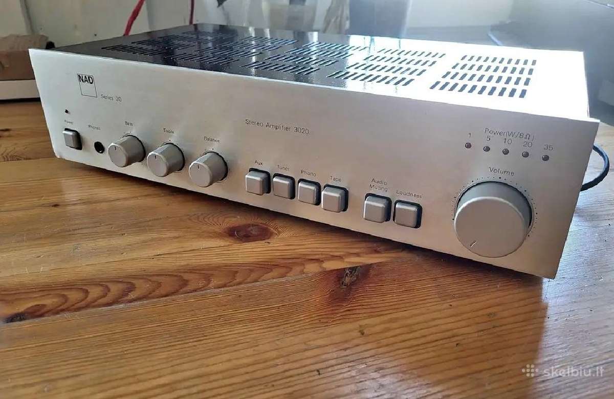 Nad 3020