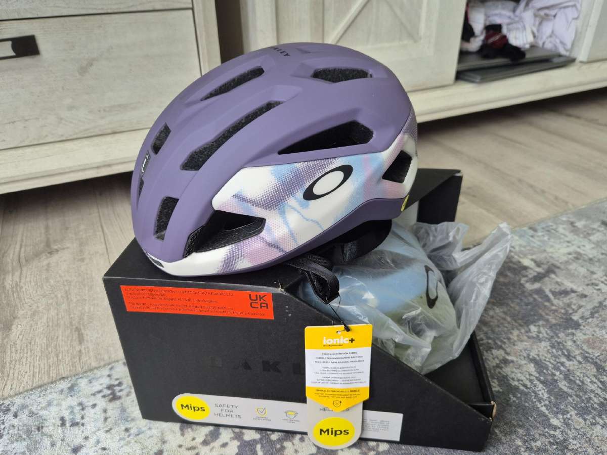 Nauja šalmą Oakley Aro3 Allroad Mips L dydis