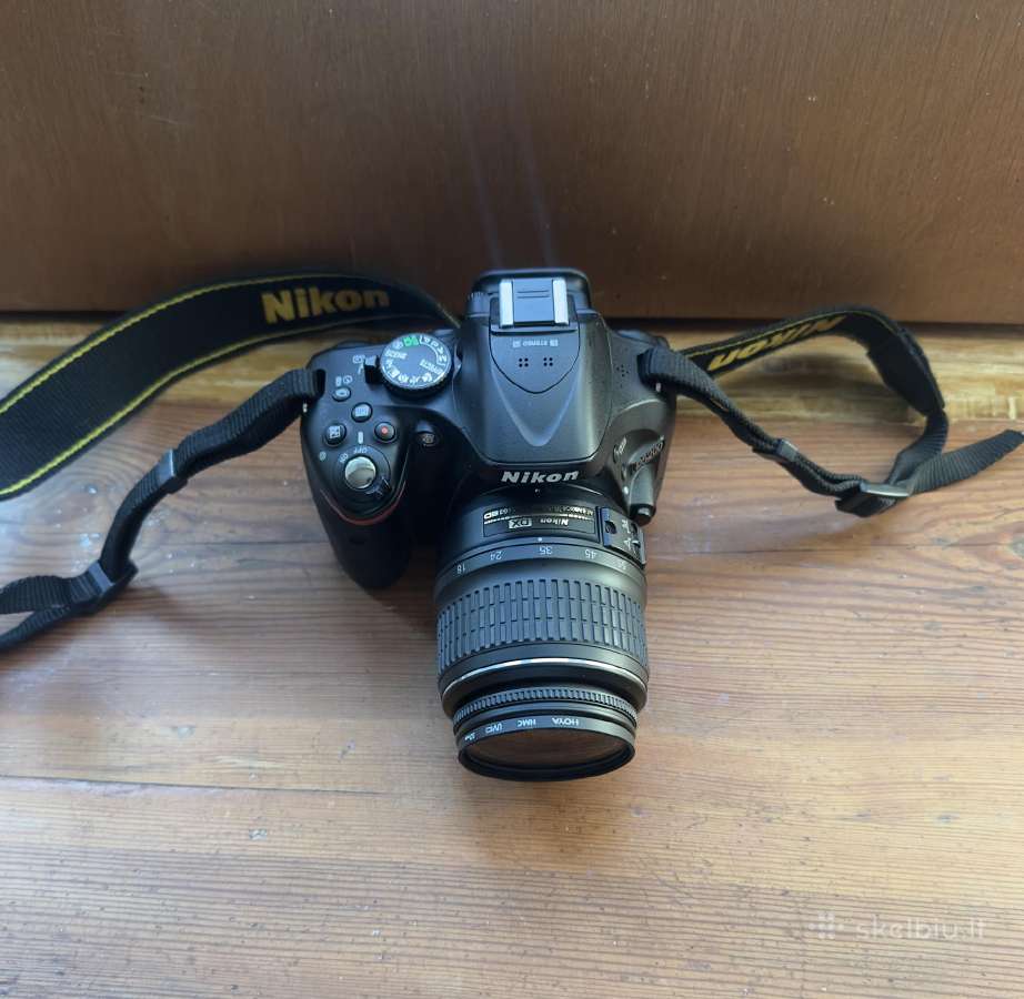 Nikon D3200 komplektas