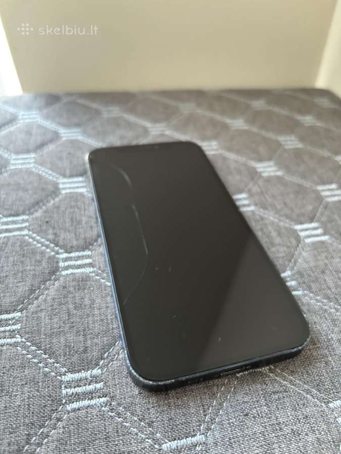 iPhone 12