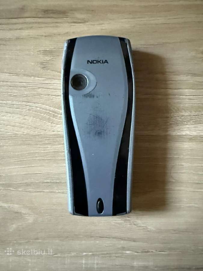 Seni mobilūs telefonai - nuotraukos Nr. 7
