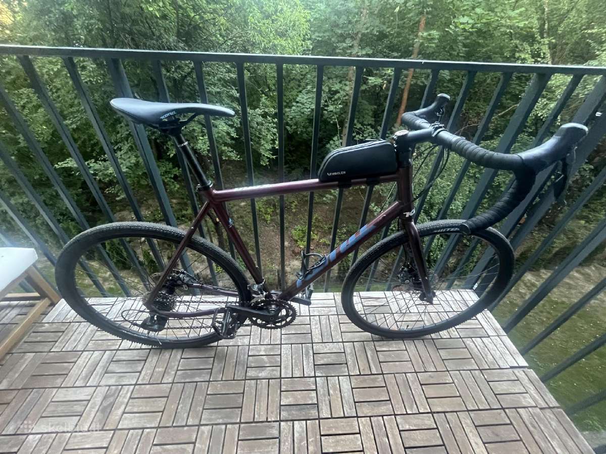 Parduodamas Kona Rove (Gravel) dviratis, XL dydis