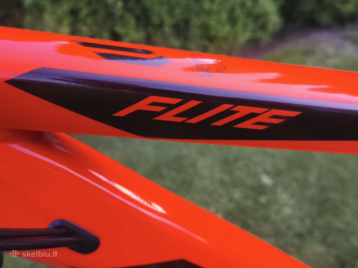 KTM (L) - nuotraukos Nr. 4
