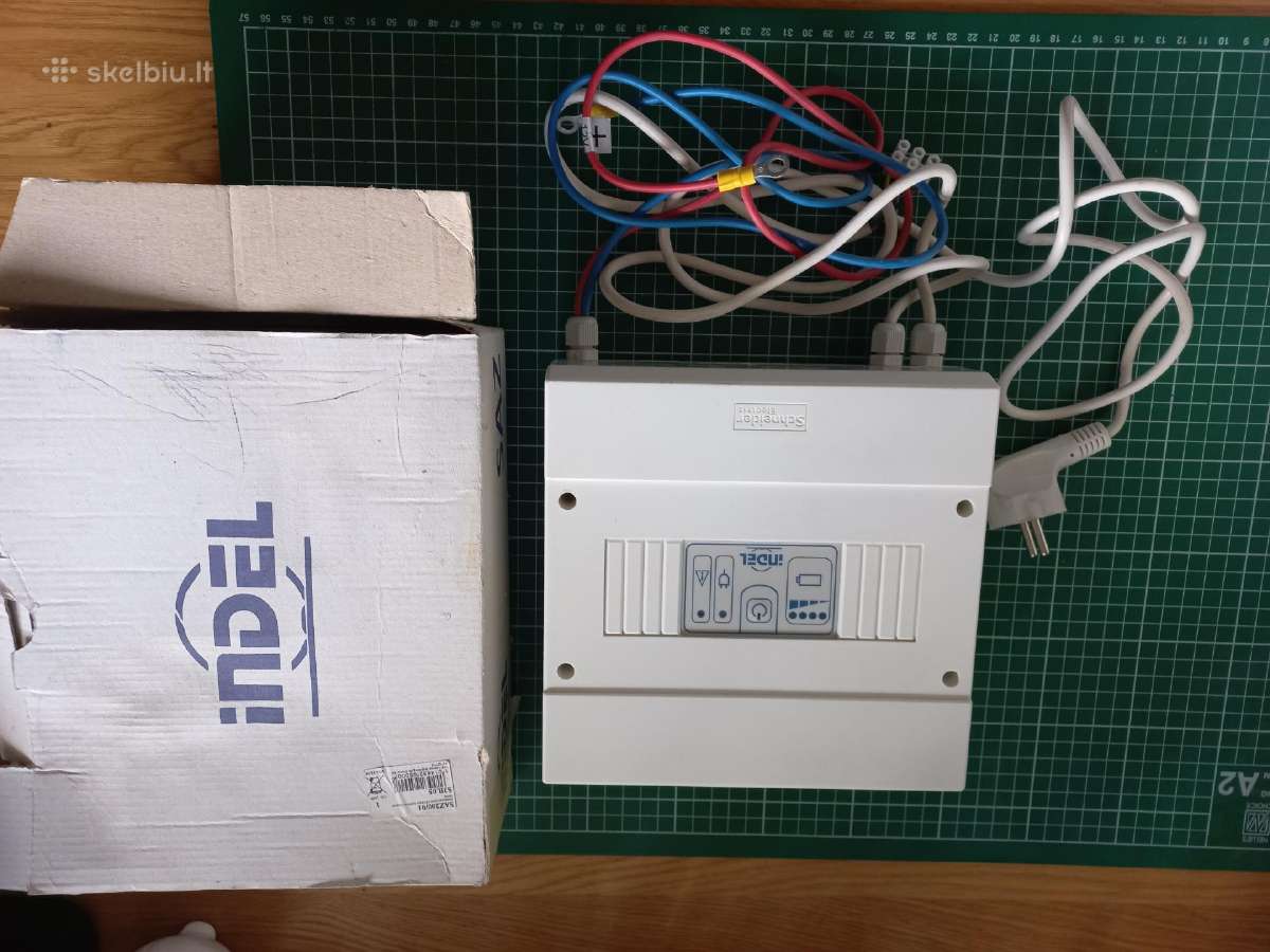 Įtampos keitiklis (inverteris) 200w tikras sinusas