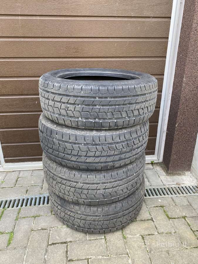 Roadstone žieminės padangos R16 205 55