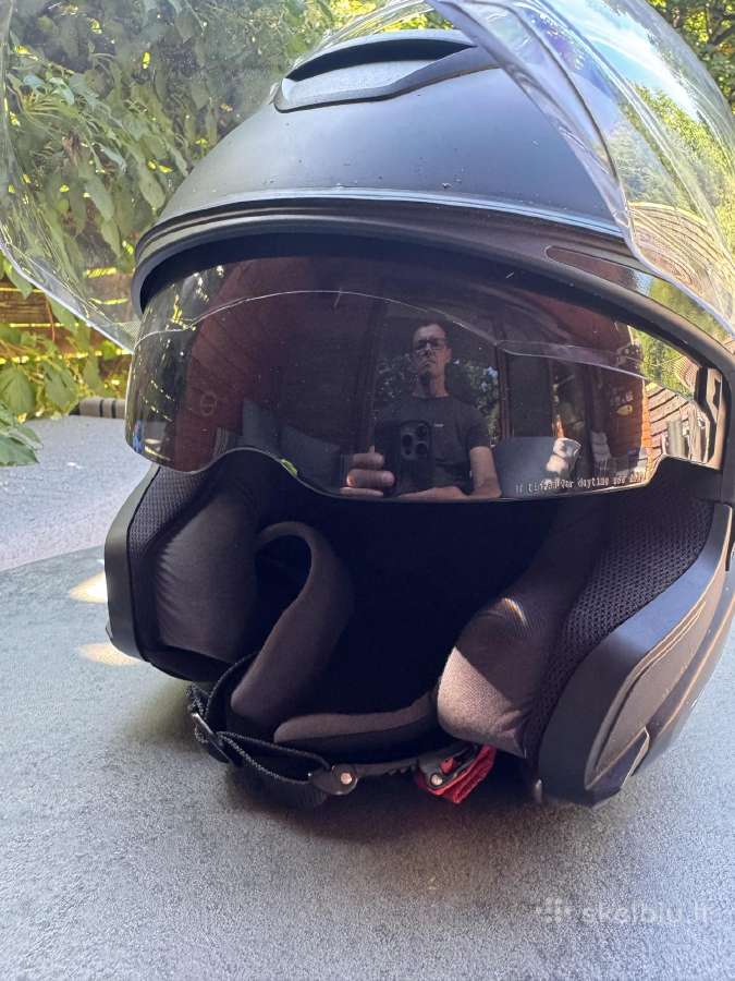 Schuberth M1 moto šalmas