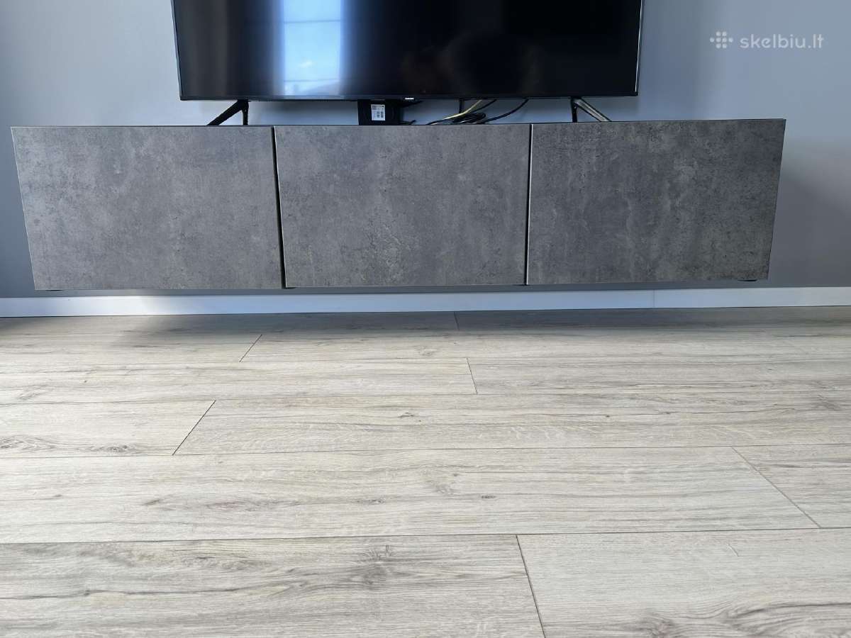 Parduodama TV spintelė