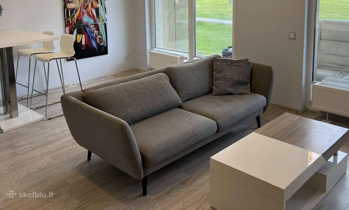 Parduodama sofa