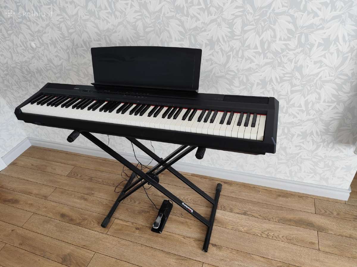 Parduodamas Yamaha P-105 skaitmeninis pianinas
