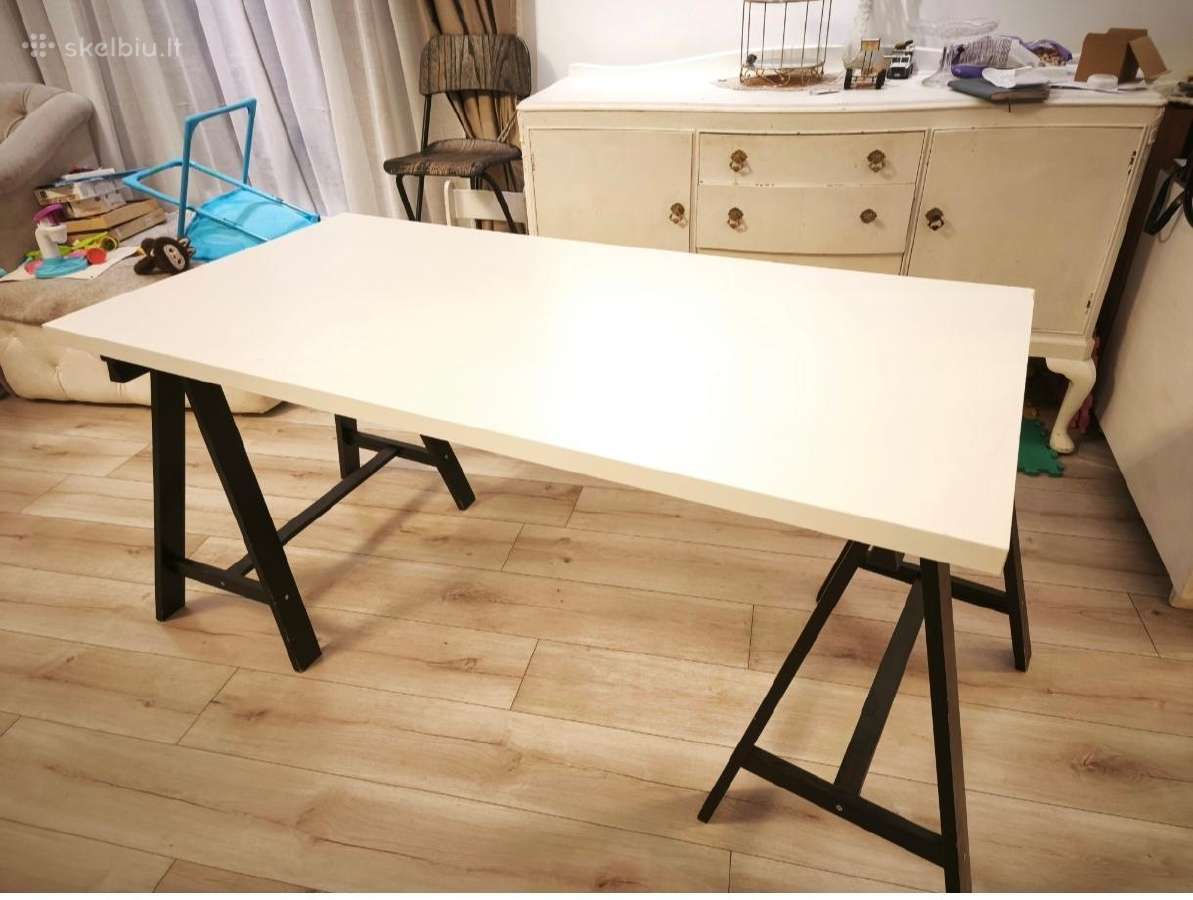 Stalas Ikea 75x150 20 eur Pilaite