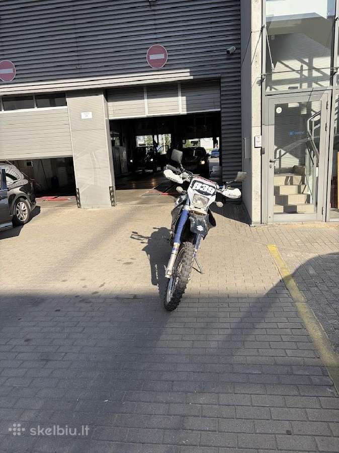 Suzuki dr-z