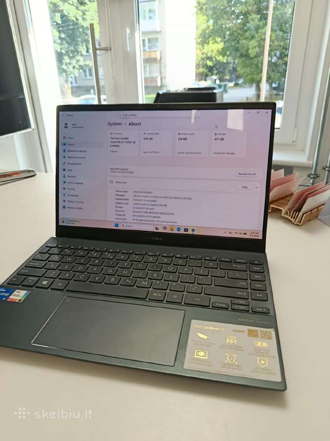 Asus Zenbook 13