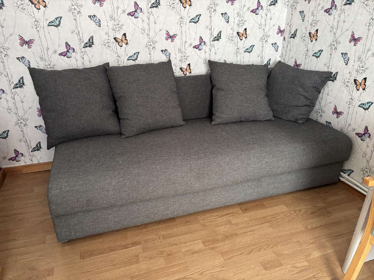 Sofa iškleidžiama