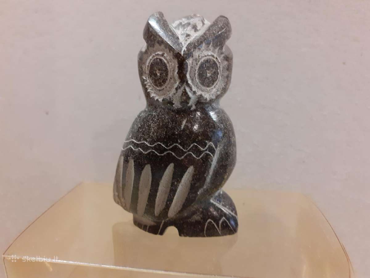 Akmeninė pelėdėlė, rankų darbo, H-7cm.