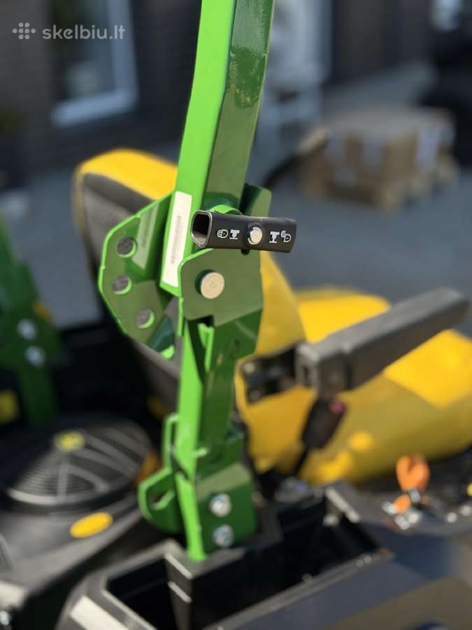 Nulinio apsisukimo traktorius John Deere Z515e - nuotraukos Nr. 8
