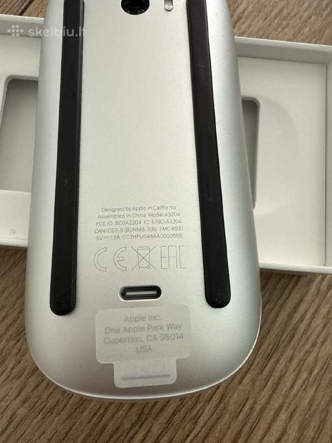 Apple Magic Mouse (Modelis A3204, balta) - nuotraukos Nr. 3