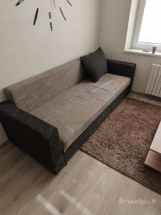 Dovanoju sofa lova
