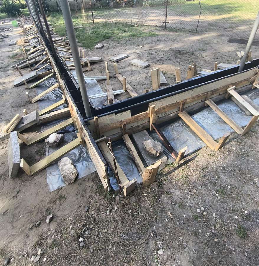 Klojiniai pamatui