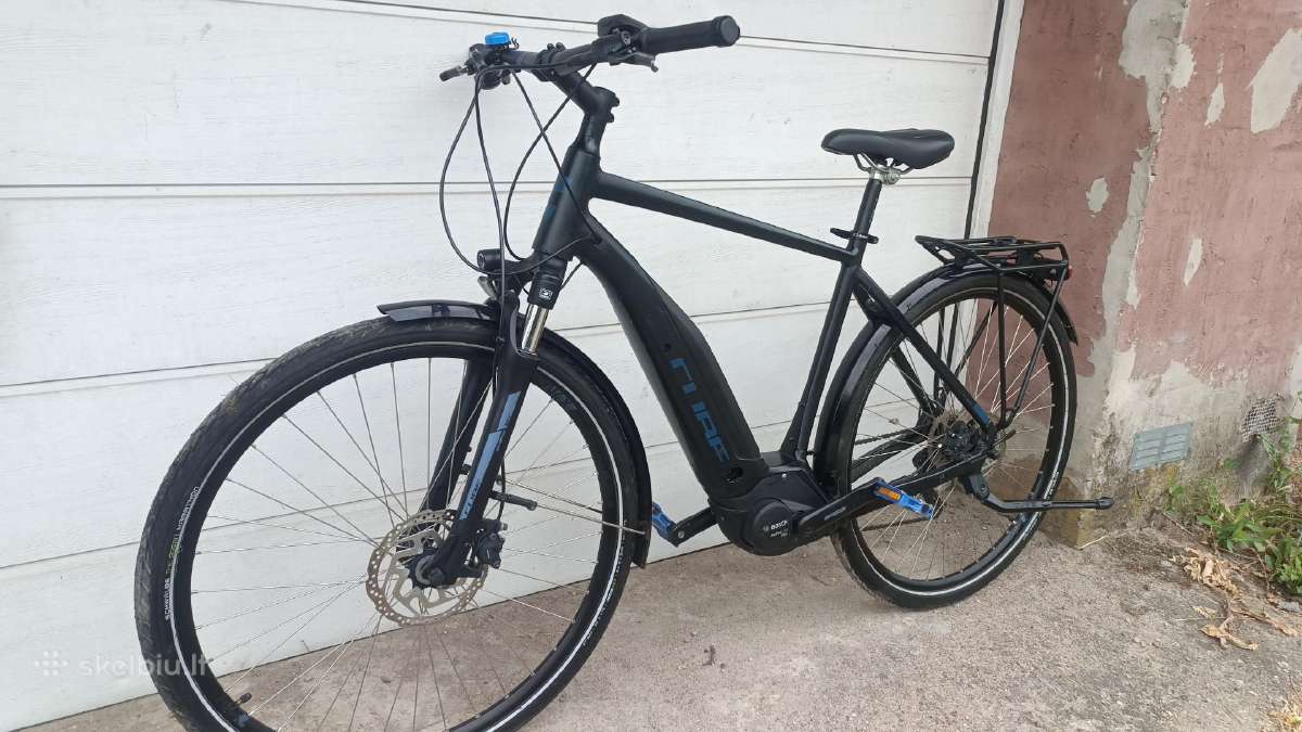 Cube Touring Hybrid One