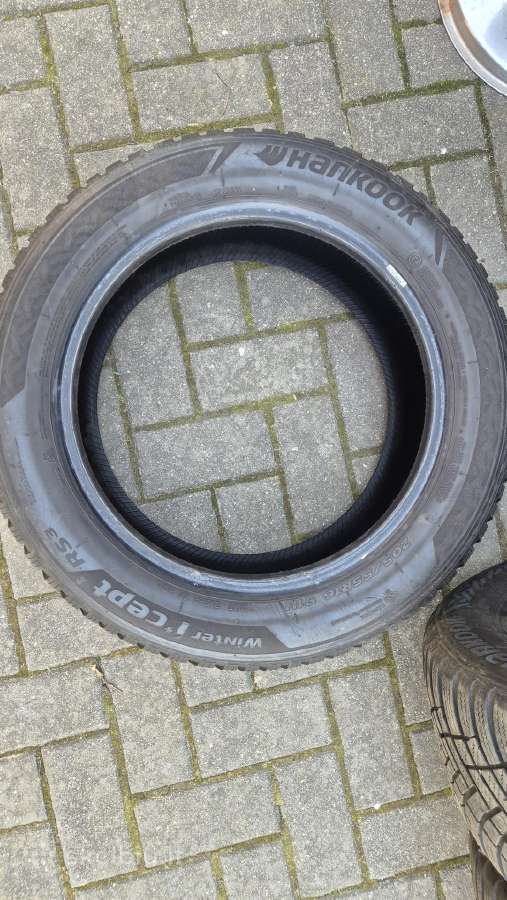Žieminės 205/55 R16 Hankook ir Michelin - nuotraukos Nr. 7