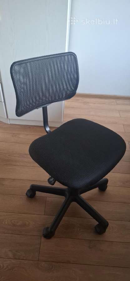 Vaikiška rašomojo stalo kėdė