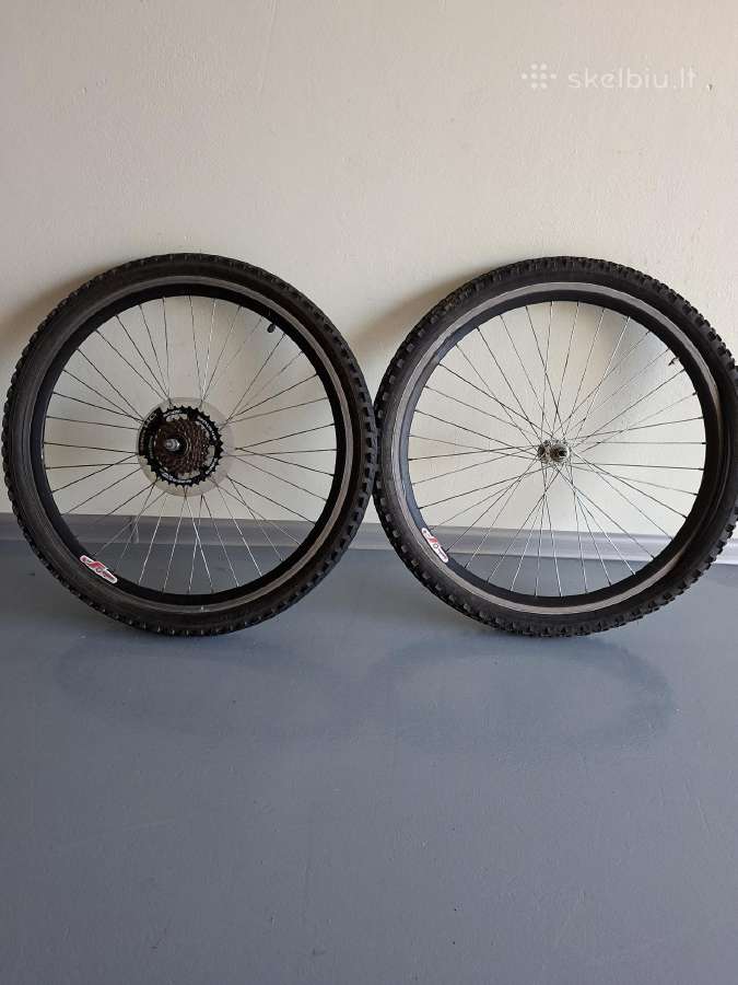 26'' ratlankiai.