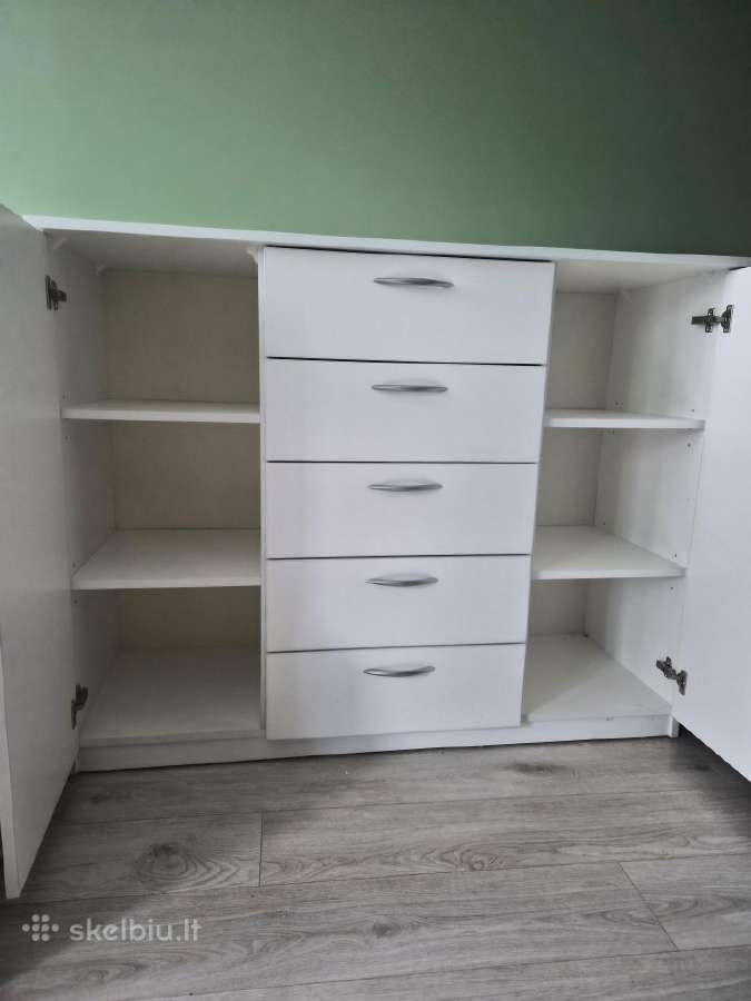 Parduodama komoda
